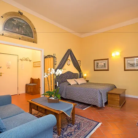 Frühstückspension La Casa Del Garbo - Luxury &