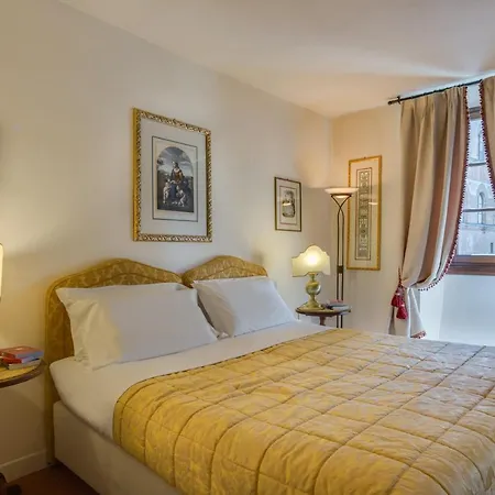 Bed & Breakfast La Casa Del Garbo - Luxury & Florence